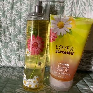 Bath and body works 8 0z sugar scrub and Body spray Love & sunshine